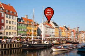 Colourful Nyhavn Experience
